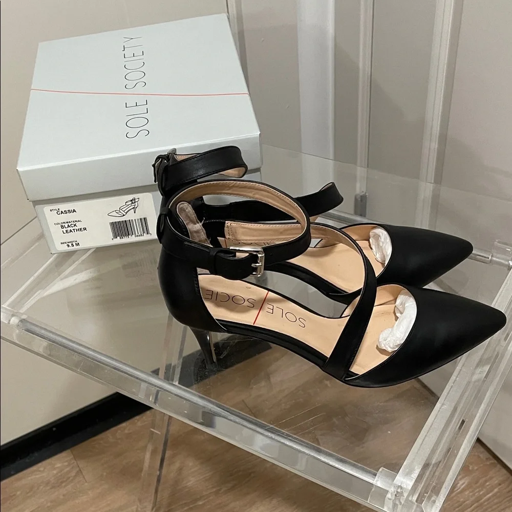 Sole Society Cassia Strappy Black Leather Heels